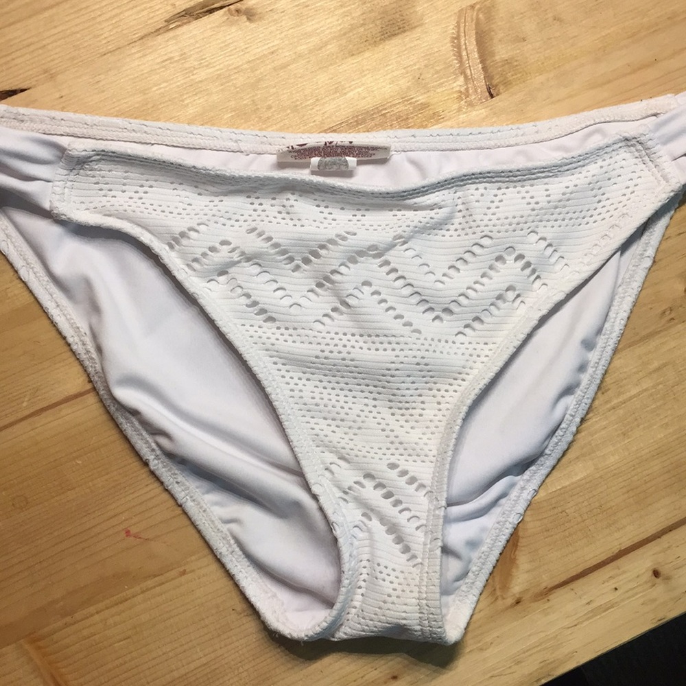 SO Medium crocheted swim bottom, white